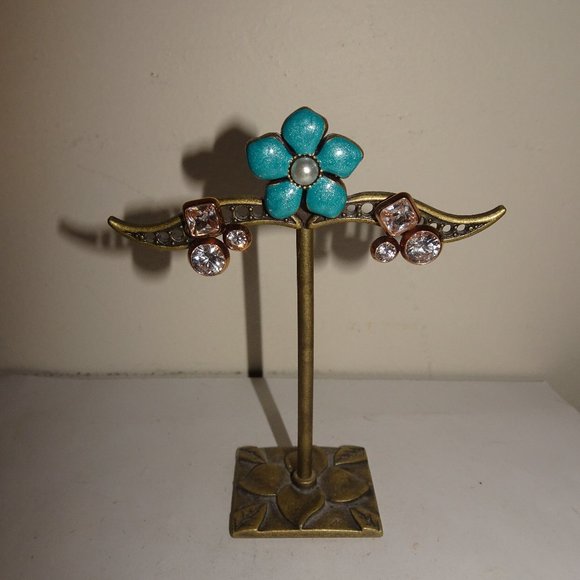 Michael Kors Crcle Square Rhinestone Stud Earrings - Picture 1 of 7